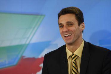 Maraton "In gura presei", astazi, pe Antena Play! Mircea Badea aniverseaza noua ani "de la masuta"!