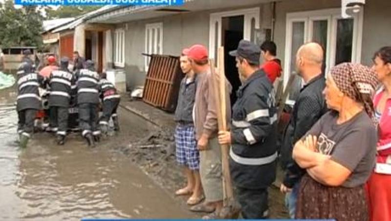 Inundatiile au facut ravagii in Galati! Mii de oameni au fost evacuati din calea viiturii