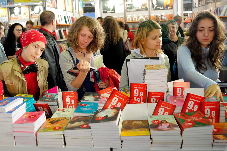 Targul Gaudeamus Carte Scolara, in Piata Universitatii din Capitala, intre 19 si 29 septembrie