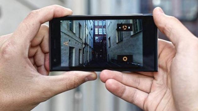 Smartphone-ul Jolla, cu pret si specificatii complete