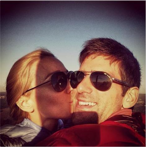 FOTO! Game, set si meci: Djokovic s-a logodit cu iubita din liceu