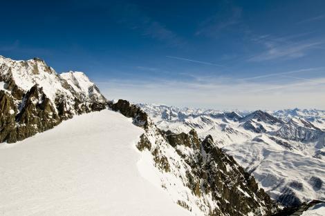 Un francez a gasit o comoara pe un ghetar de pe Mont Blanc!