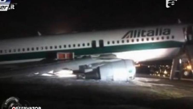 Roma: Un avion cu peste 150 de pasageri la bord a aterizat fortat, pe o parte