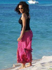 Exclusiv! Pe cand era chelnerita in Beverly Hills, Nadine i-a servit la masa pe Virgil Iantu si Tudor Chirila