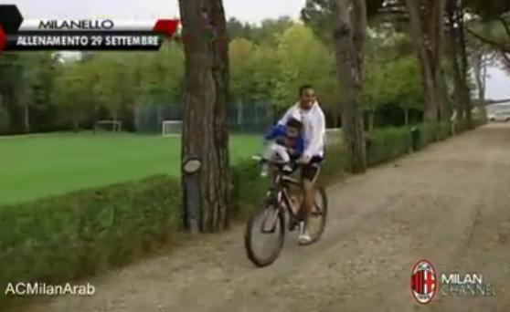 Imaginile care au scandalizat Italia! Isi pune Robinho fiul in pericol?