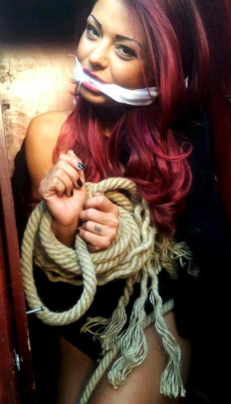 FOTO! Pacatoasa Ana Maria Mocanu, rapita?