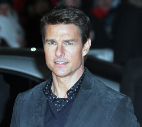 Tom Cruise a dat 25 de milioane de dolari pe o INSULA pentru a construi o BISERICA