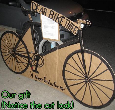 Si-a furat propria bicicleta si i-a lasat un mesaj surprinzator hotului