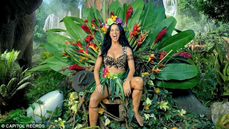 Katy Perry, amazoana sexy in noul videoclip al piesei 