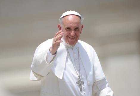 Papa Francisc: "Nu conteaza daca esti homosexual sau nu. Toti suntem copiii Domnului"