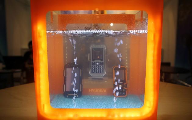 Hyundai testeaza piata la IFA 2013 cu niste smartphone-uri nelansate