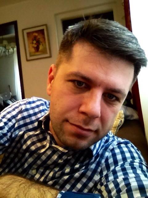 Daniel Osmanovici a "umblat" la look