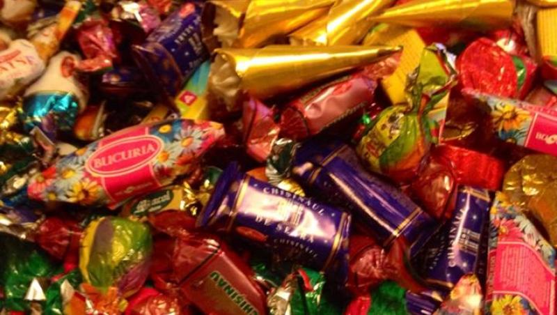 FOTO: Bomboanele de ciocolată, bucuria Simonei Gherghe! Imaginea ce-ţi aduce aminte de copilărie