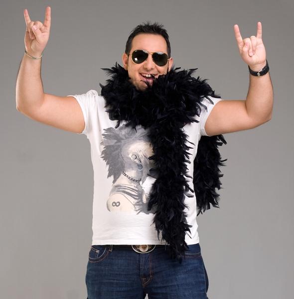 EXCLUSIV! Silviu Andrei şi relaţia din tinereţe cu Iulia V&acirc;ntur: "Am fost şi voi răm&acirc;ne primul bărbat din cearşaful ei"