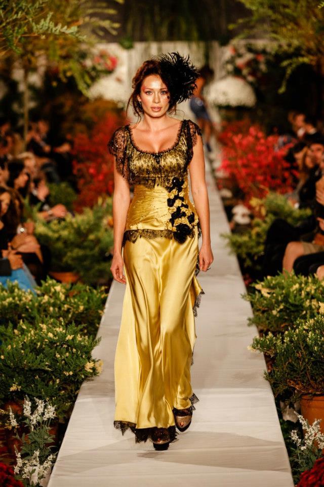 Galerie FOTO! Andra Trandaş, o poveste de succes: de pe podium la pupitrul de ştiri