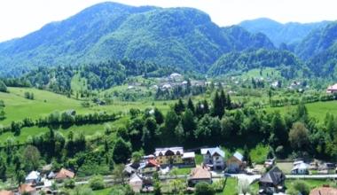 TOP: locuri din Romania in care sa te retragi ori sa investesti la pensie