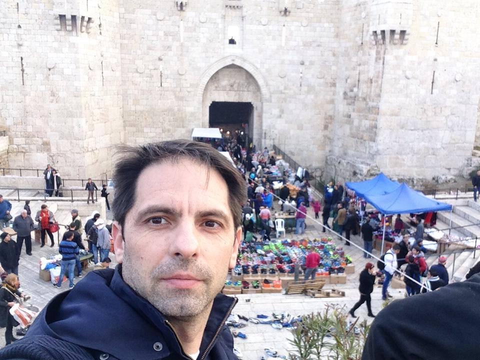 Dan Negru a trăit momente dificile. A fost prins &icirc;ntr-o busculadă &icirc;n Ierusalim