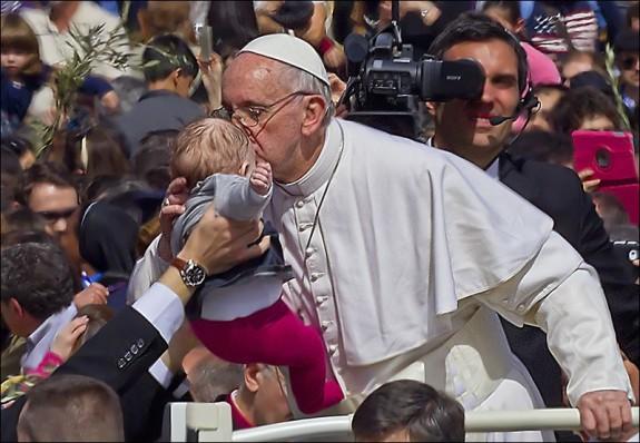 Papa Francisc, despre avort: &ldquo;&Icirc;mi provoacă OROARE&rdquo;