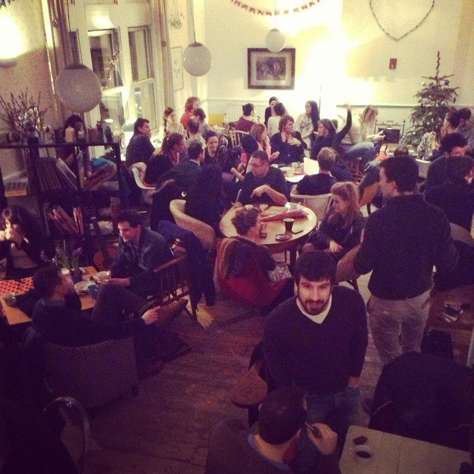 S-a inventat cafeneaua unde NU plăteşti consumaţia! Eşti taxat pe timpul petrecut &icirc;n local