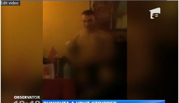 O britanică de 100 de ani a ajuns celebră pentru că de ziua ei şi-a comandat un stripper