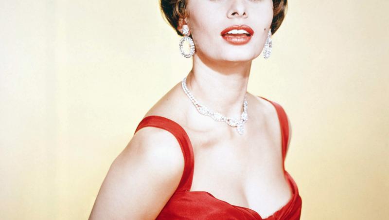 Muritorule, privește bine! Poți crede că Sophia Loren a ajuns la 80 de ani???