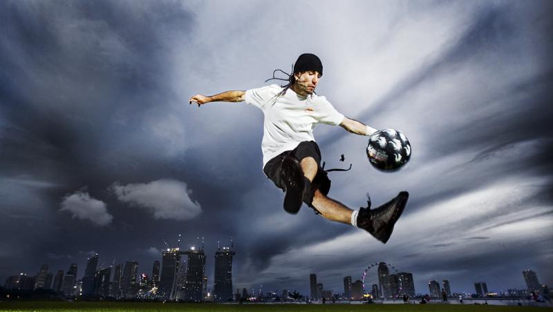 Nu te uita daca suferi de ligamente!!! Ce face Sean cu mingea nu făcea Porumbescu cu arcușul!!!