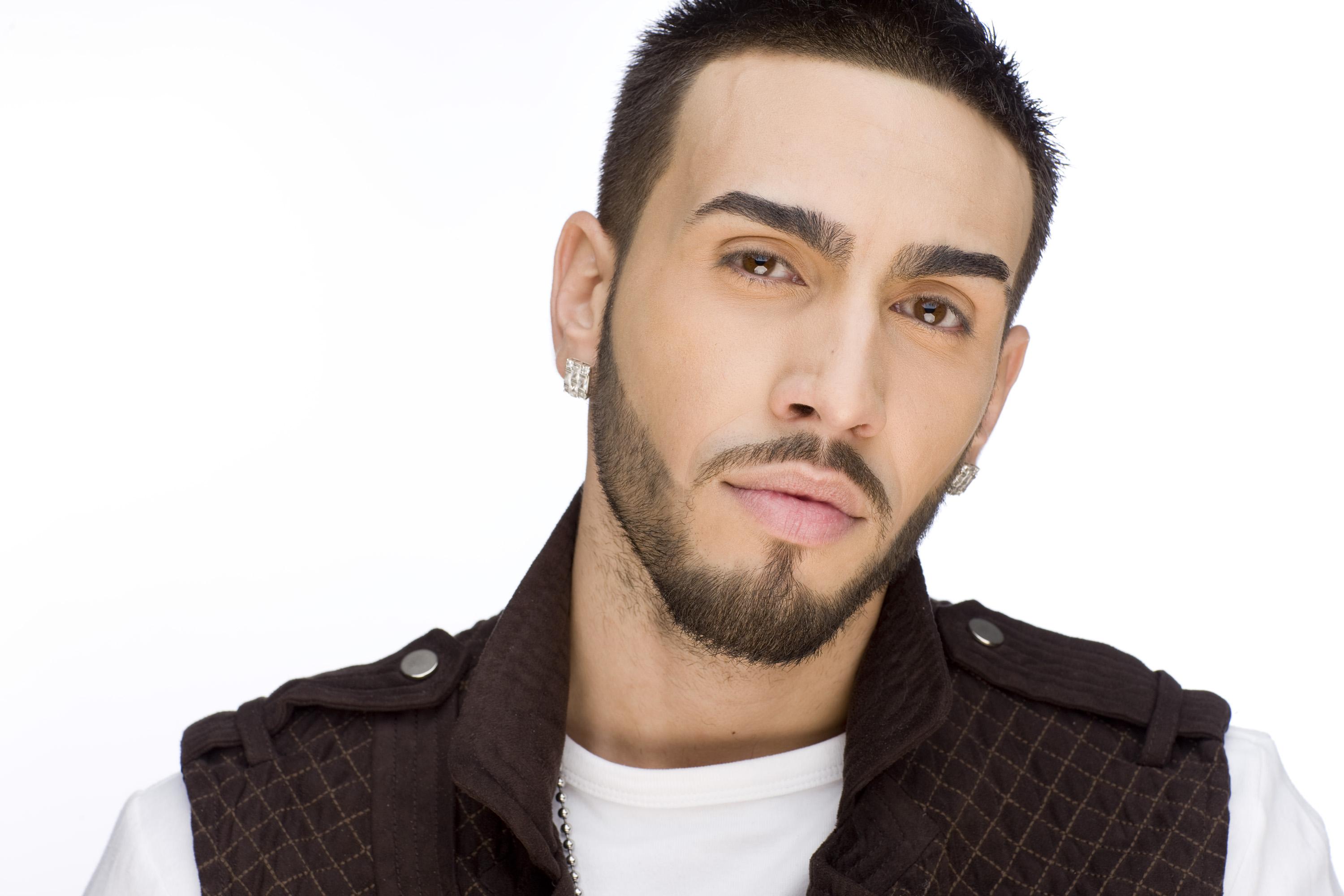 S-a terminat! Alex Velea a divorțat de soția lui Ana