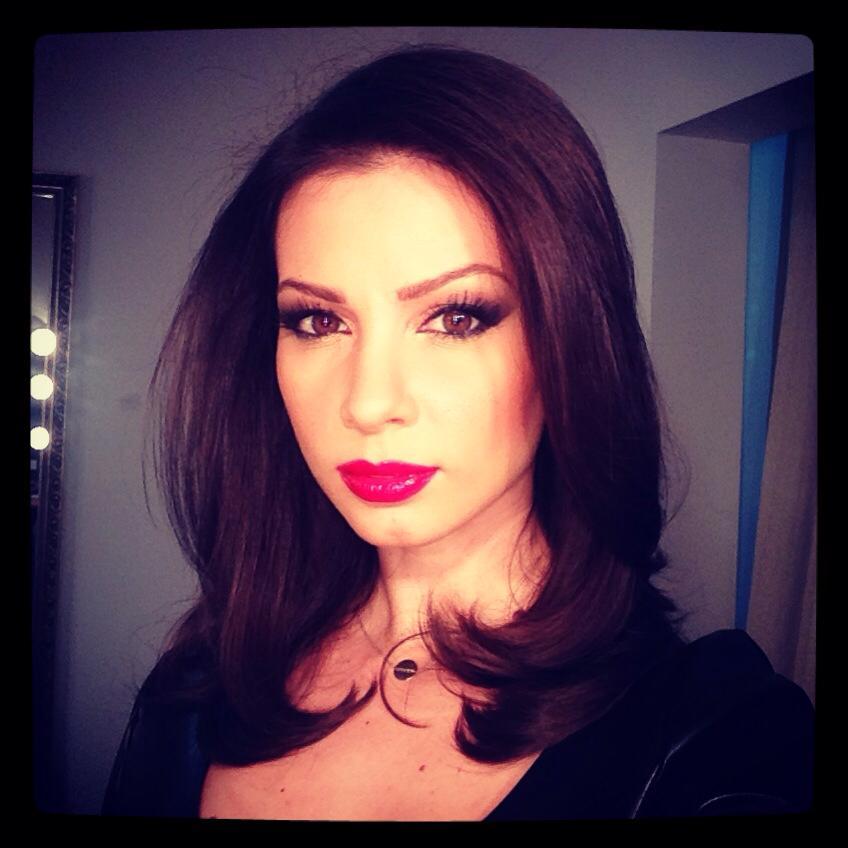 Să ne coafăm cu Luciu! Nu are cum să meargă rău