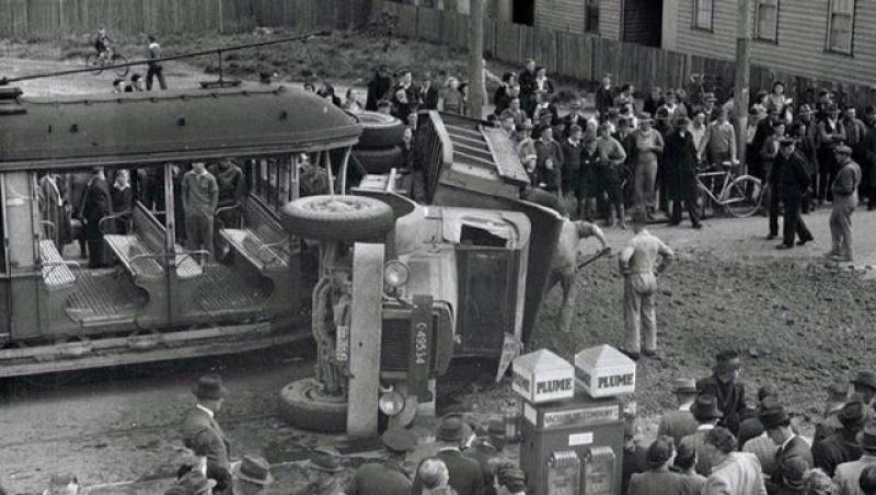 GALERIE FOTO | Accidente auto spectaculoase din 1921!