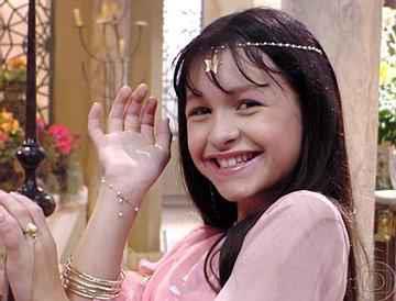 Vă amintiţi de Khadija, fetiţa din "Clona"? Iată cum arată şi ce face acum, la 23 de ani!