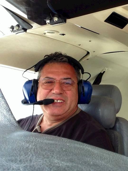 Ajunsese să piloteze doar din pasiune: "Abia &icirc;mi ajungeau banii să merg de acasă la aeroport şi &icirc;napoi"