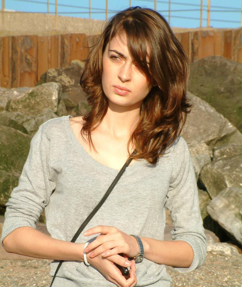 O să te facă să pl&acirc;ngi instant! Cel mai CUTREMURĂTOR mesaj &icirc;n memoria Aurei Ion