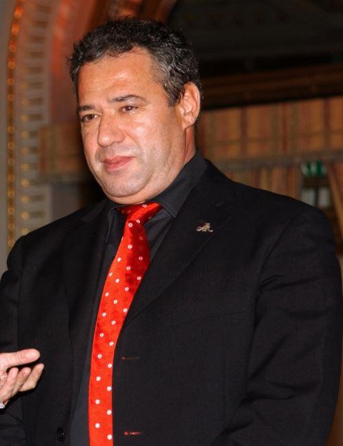 Trupul ne&icirc;nsufleţit al lui Adrian Iovan va fi depus m&acirc;ine la Şcoala de Aviaţie din Bucureşti