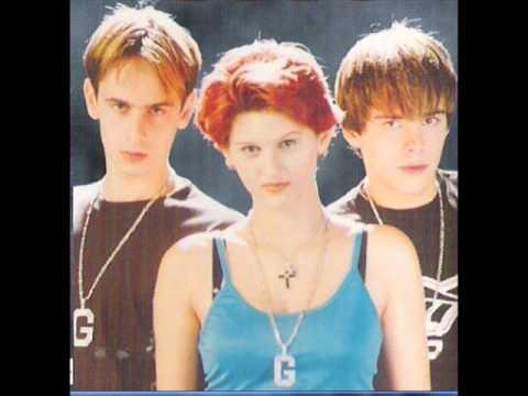 Cotabiţă, Macho Man? Artistul o readuce &icirc;n atenţia publică pe Oana, fosta membră a trupei Genius