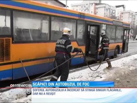 Călătorii care au sfidat moartea! Autobuz &icirc;n flăcări, la Iași!
