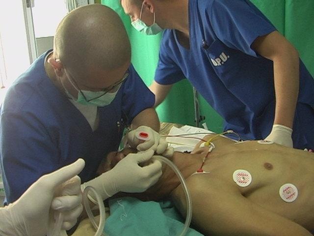 Record la Iași: A fost salvat după ce  temperatura corpului ajunsese la 21 de grade