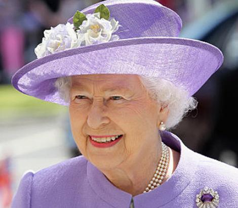 Consilierii regali au lăsat-o fără bani pe regina Marii Britanii!