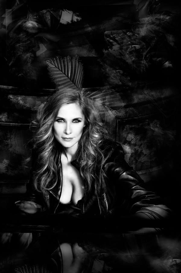 CUTREMURĂTOR: Iată ce i-a dedicat Romaniţa lui Adrian Iovan