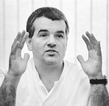 Şerban Brădişteanu, cel care l-a operat pe Adrian Năstase, are mari emoţii!