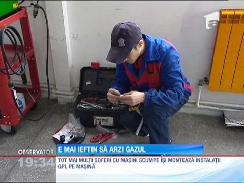 Șoferii cu mașini pe benzină ard gazul, dar nu de pomană!