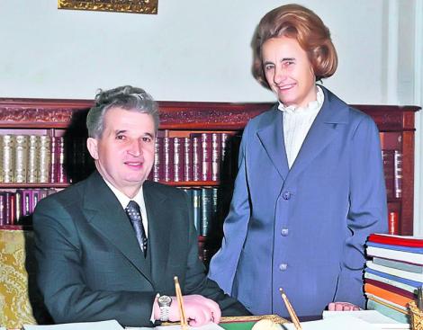 SECRETELE familiei Ceauşescu ies la iveală! Mărturii uluitoare despre relaţia amoroasă dintre Elena şi Nicolae