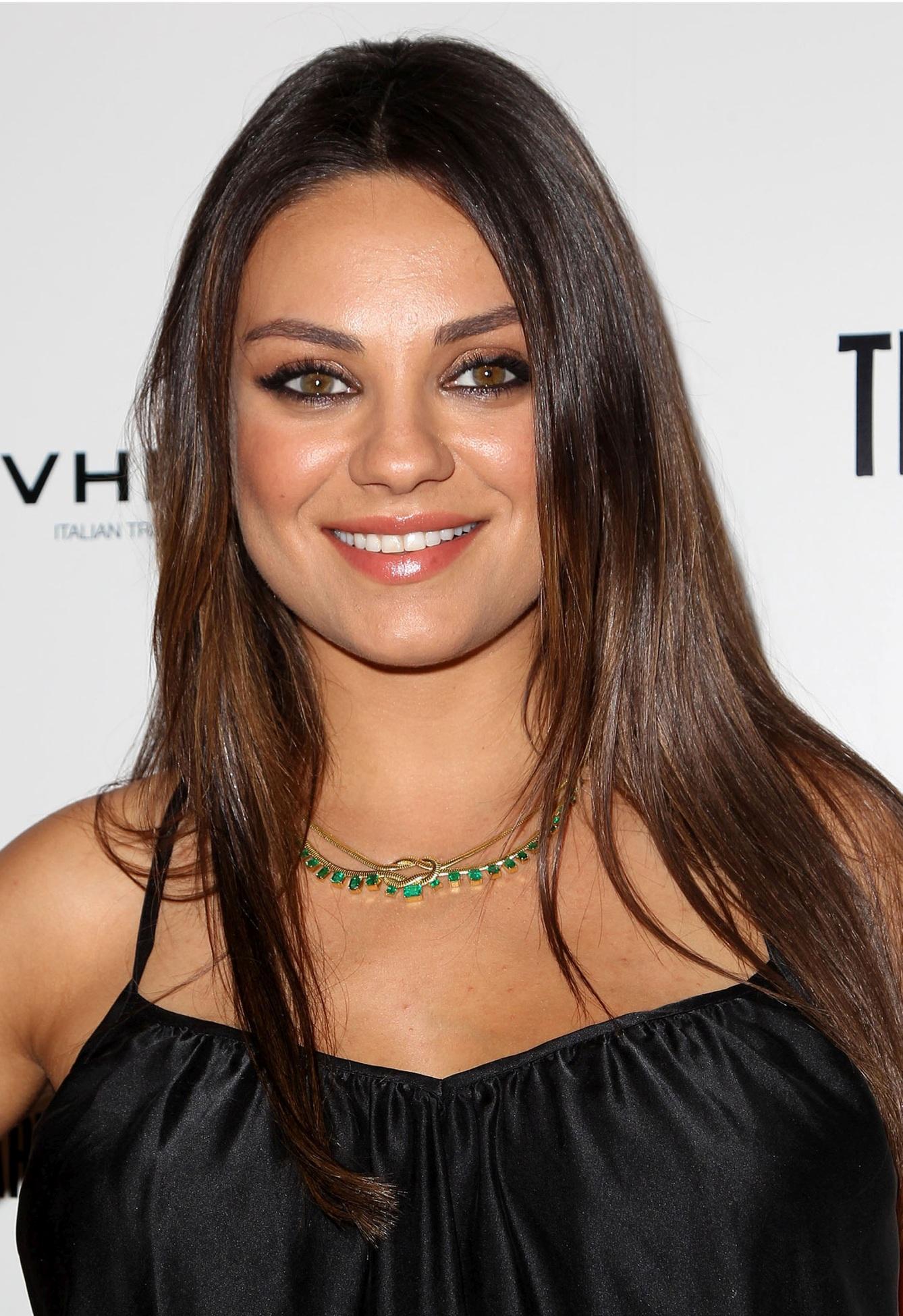 &Icirc;n sf&acirc;rșit! Mila Kunis a născut o fetiță