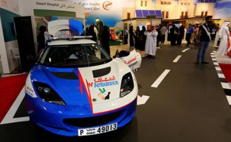 GALERIE FOTO! Ambulanța din Dubai și-a tras parc auto nou! O Salvare de-a lor face 78.000 $!!!