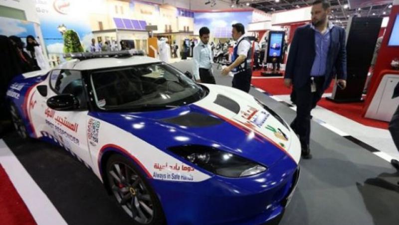 GALERIE FOTO! Ambulanța din Dubai și-a tras parc auto nou! O Salvare de-a lor face 78.000 $!!!