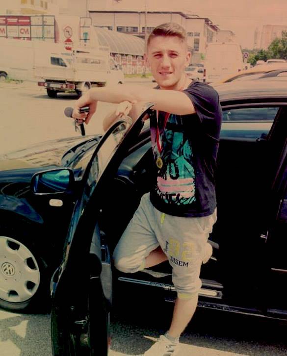 Tragedie sau blestem!? Ce s-a &icirc;nt&acirc;mplat cu tatăl fotbalistului care s-a sinucis a ȘOCAT o țară &icirc;ntreagă!