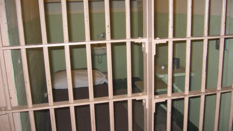 VIDEO: Cea mai tare evadare! Nici nu-ţi trece prin cap pe unde s-a strecurat ca să fugă din închisoare