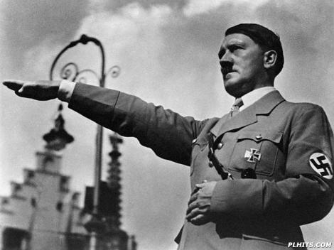 CONSPIRAȚIE incredibilă! Adolf HITLER nu a murit! Poza aceasta a zdruncinat ISTORIA de până acum!