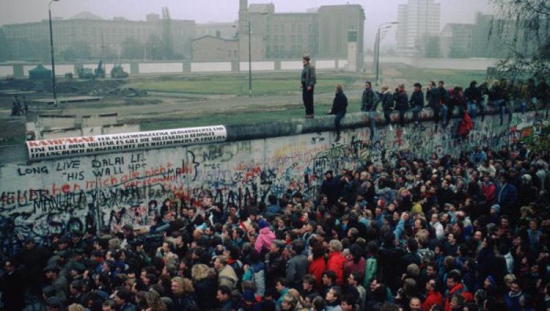 Povești CUTREMURĂTOARE dincolo de Zidul Berlinului! Cum arată ASTĂZI ''bariera'' care separa două lumi