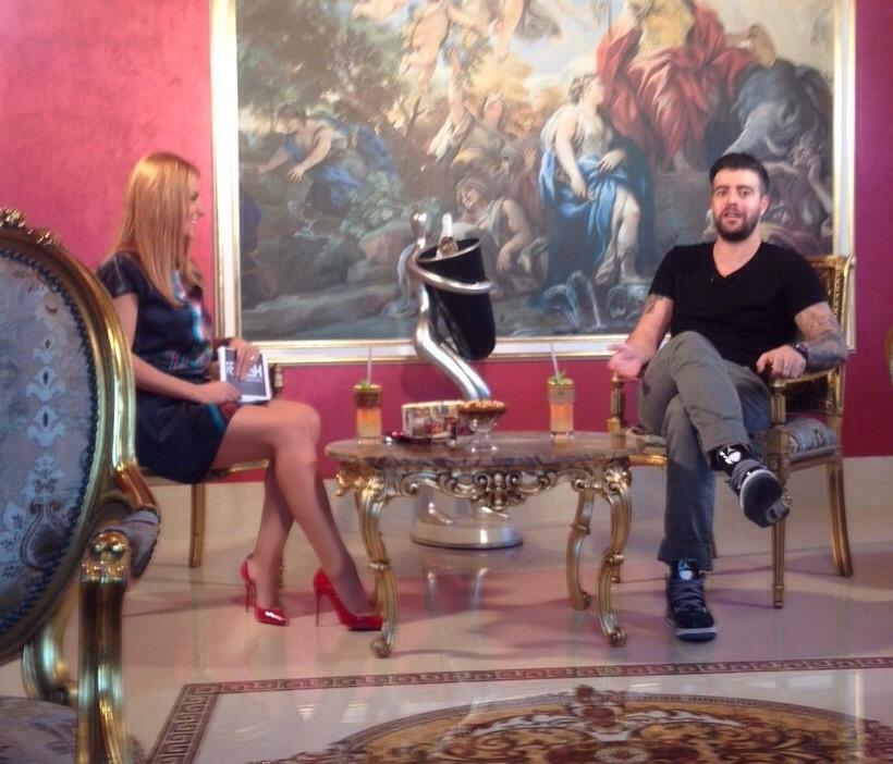 Speak declară la Antena Stars: &ldquo;Am locuit cu Alex Velea &icirc;n acelaşi apartament. E al doilea frate al meu&rdquo;