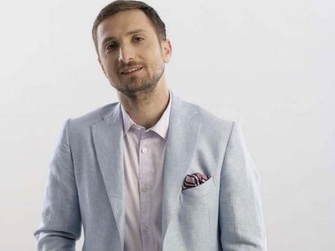 Dani Oţil, &icirc;ntrebare surprinzătoare: &bdquo;Dacă eu o să ajung foarte bătr&acirc;n şi foarte sărac, iar tu foarte bogată, promiţi să ai grijă de mine?&rdquo;